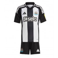 Camiseta Newcastle United Alexander Isak #14 Primera Equipación Replica 2024-25 para niños mangas cortas (+ Pantalones cortos)